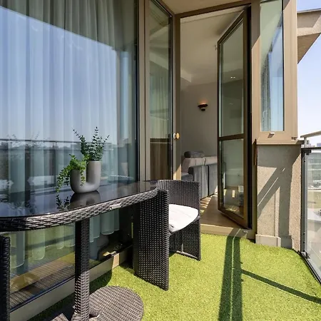 Modern Vienna Gate With Balcony & Free Parking Apartamento Bratislava