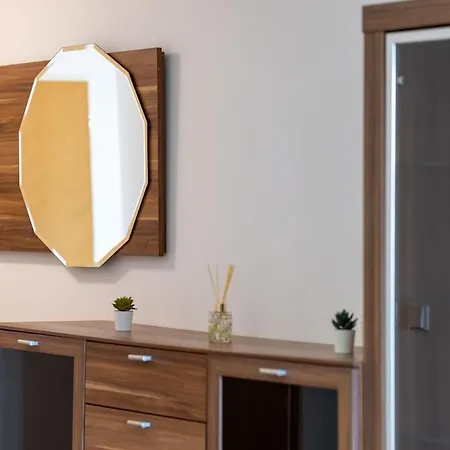 Apartman Modern Vienna Gate With Balcony & Free Parking *